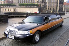 2-Stretch-Limo-Dresden