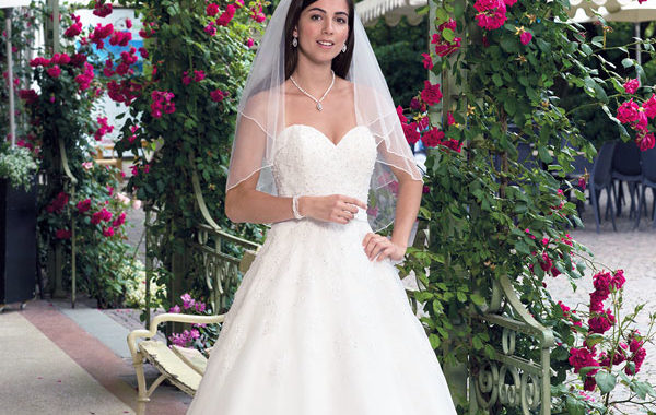 Hochzeitsmode im Modehaus Chic Pulsnitz