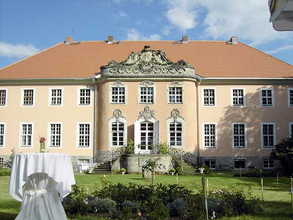 Schloss Reichstädt – Hochzeitsfeiern und standesamtliche Trauungen