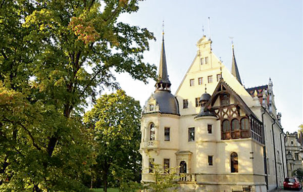 Heiraten im Schloss Schönfeld bei Thiendorf