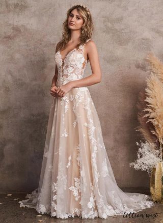 hochzeitsmode-weisse-rose-bautzen